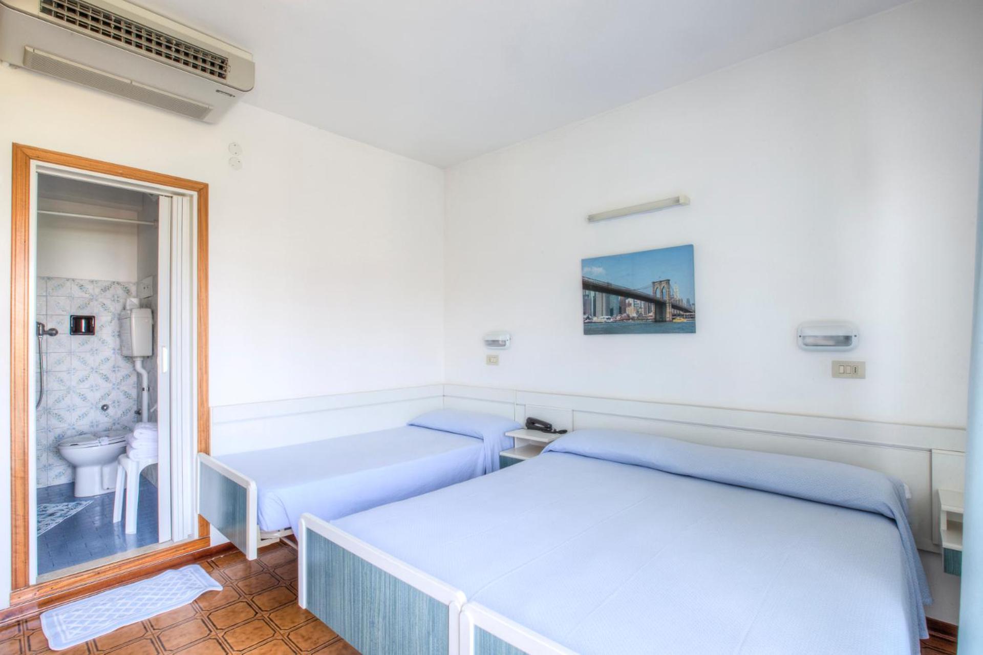 Hotel Taunus - Vista Mare Riccione Luaran gambar