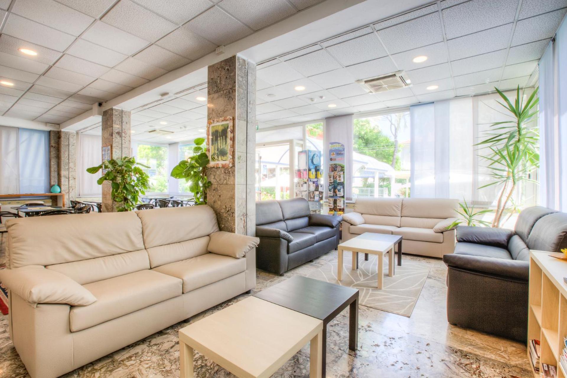 Hotel Taunus - Vista Mare Riccione Luaran gambar